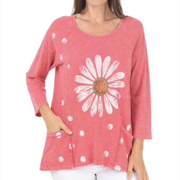 Jess & Jane Tops - Jess & Jane Pocket Tunic Top Polka Dot Daisy Flower Print Womens Pink M